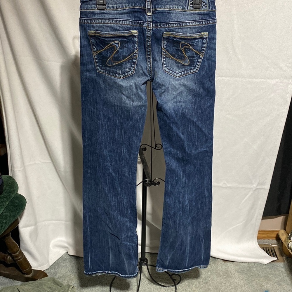 Silver Jeans - Picture 1 of 9